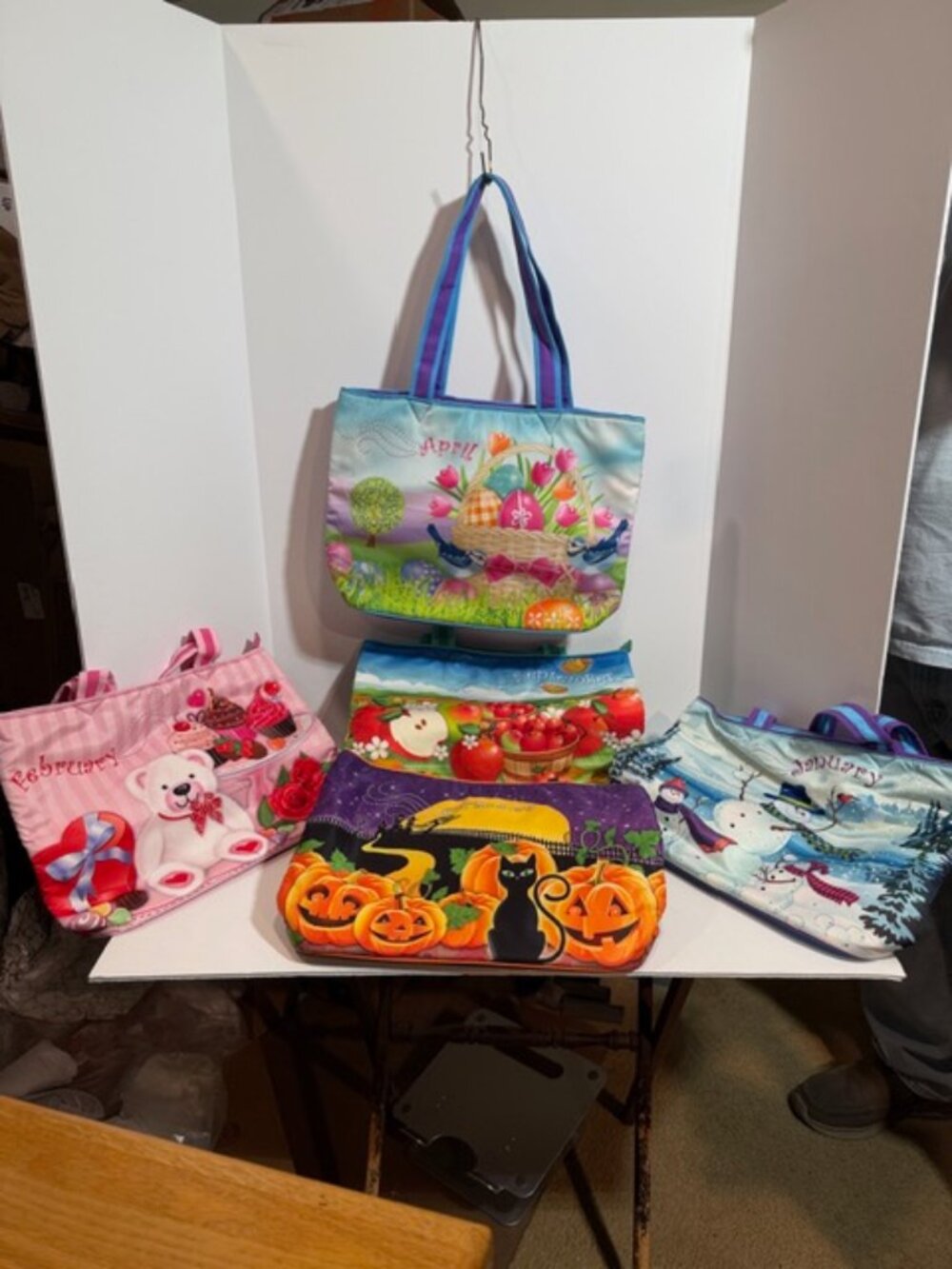 Lot-5 Willabee & Ward Seasonal Sensations Quilted Tote Bags Jan Feb Apr Sep Oct